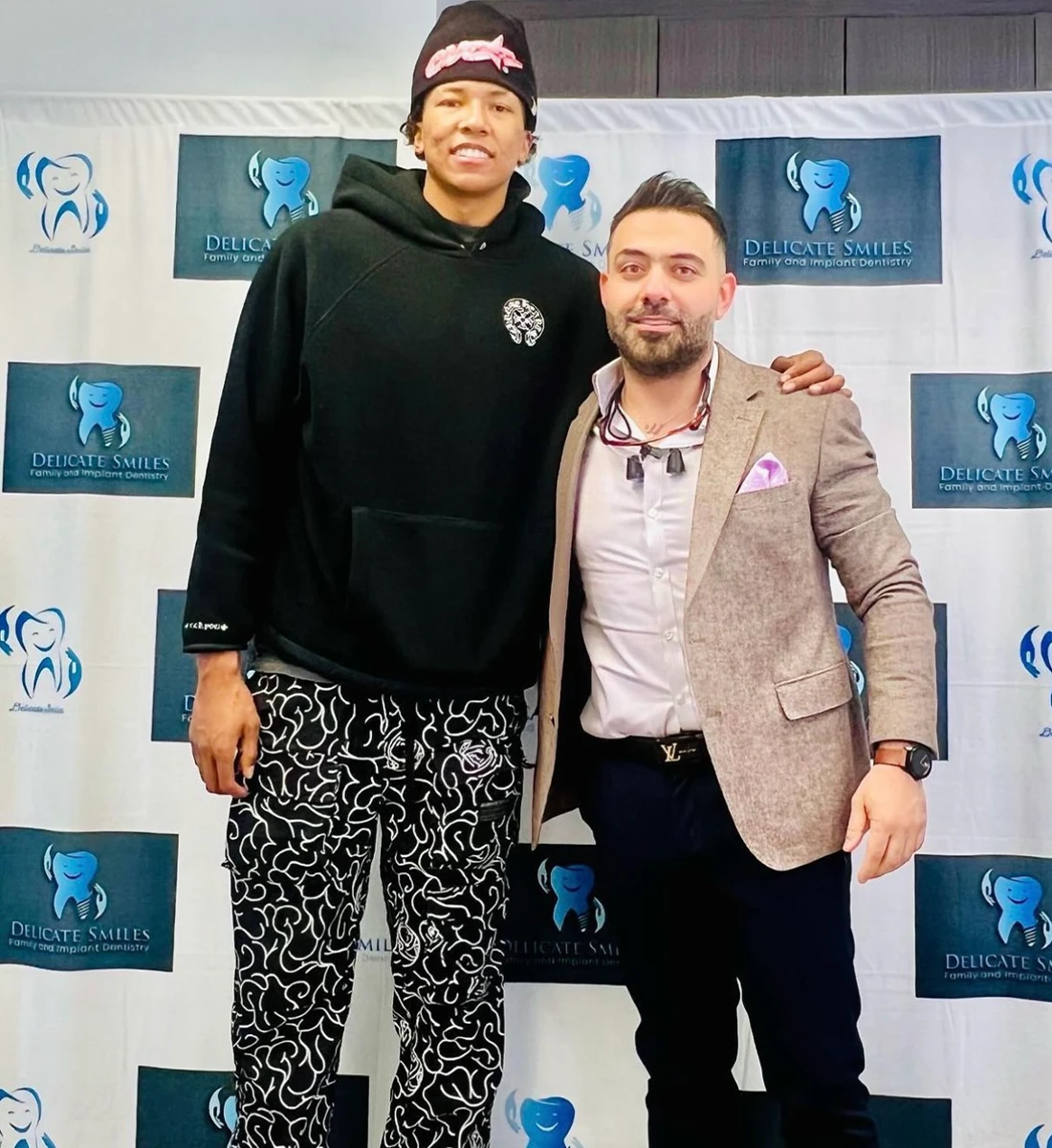 Delicate smiles milwaukee dentist with pro basketball player